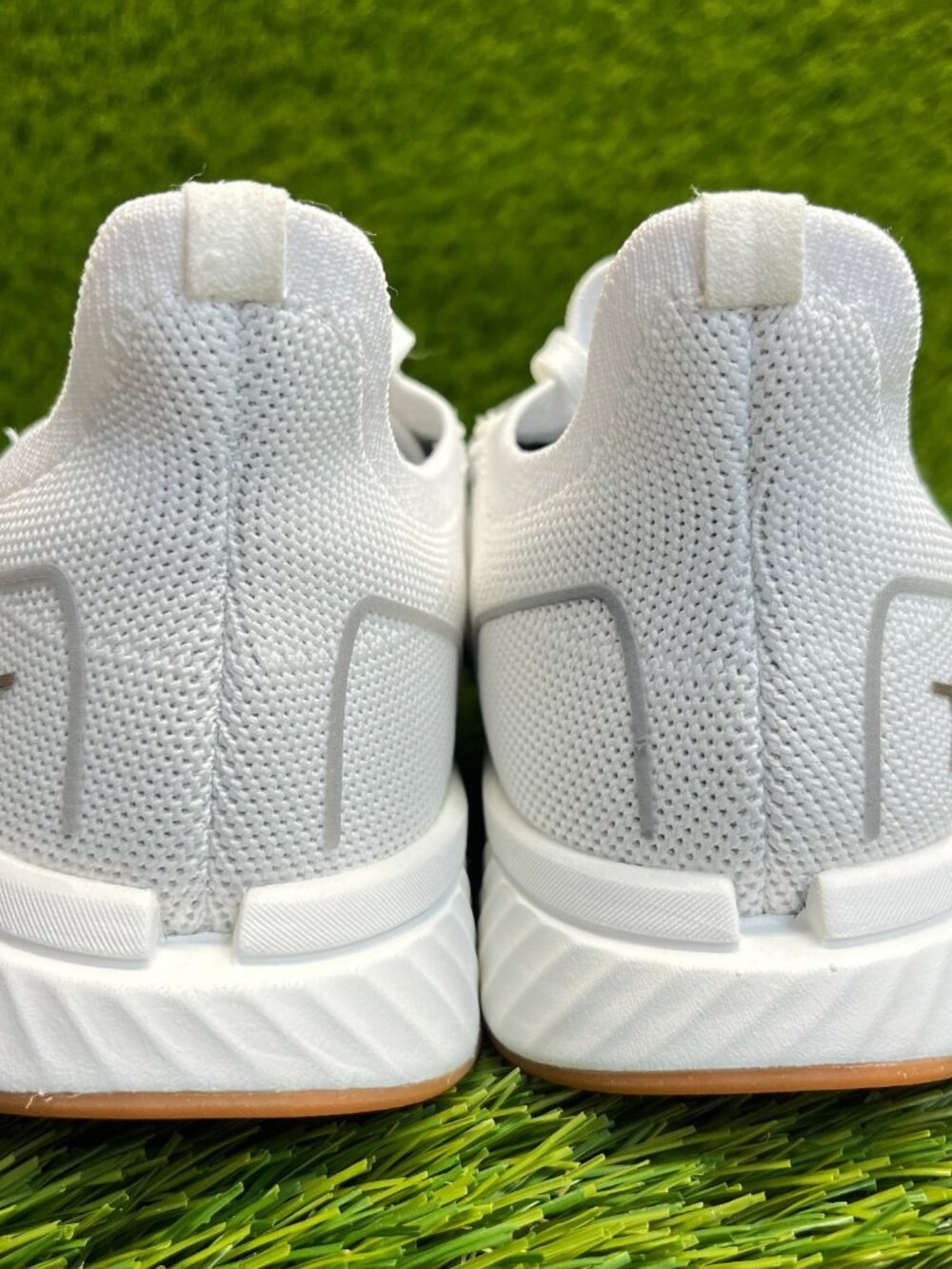 Flux Adapt Runner White Gum Womens Size 7 Running Athletic Walking Knit Shoes - Picture 6 of 10